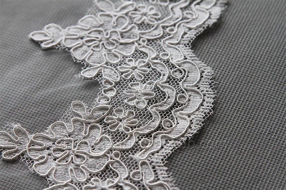 Cathedral Length Lace Mantilla Wedding Veil VG1001