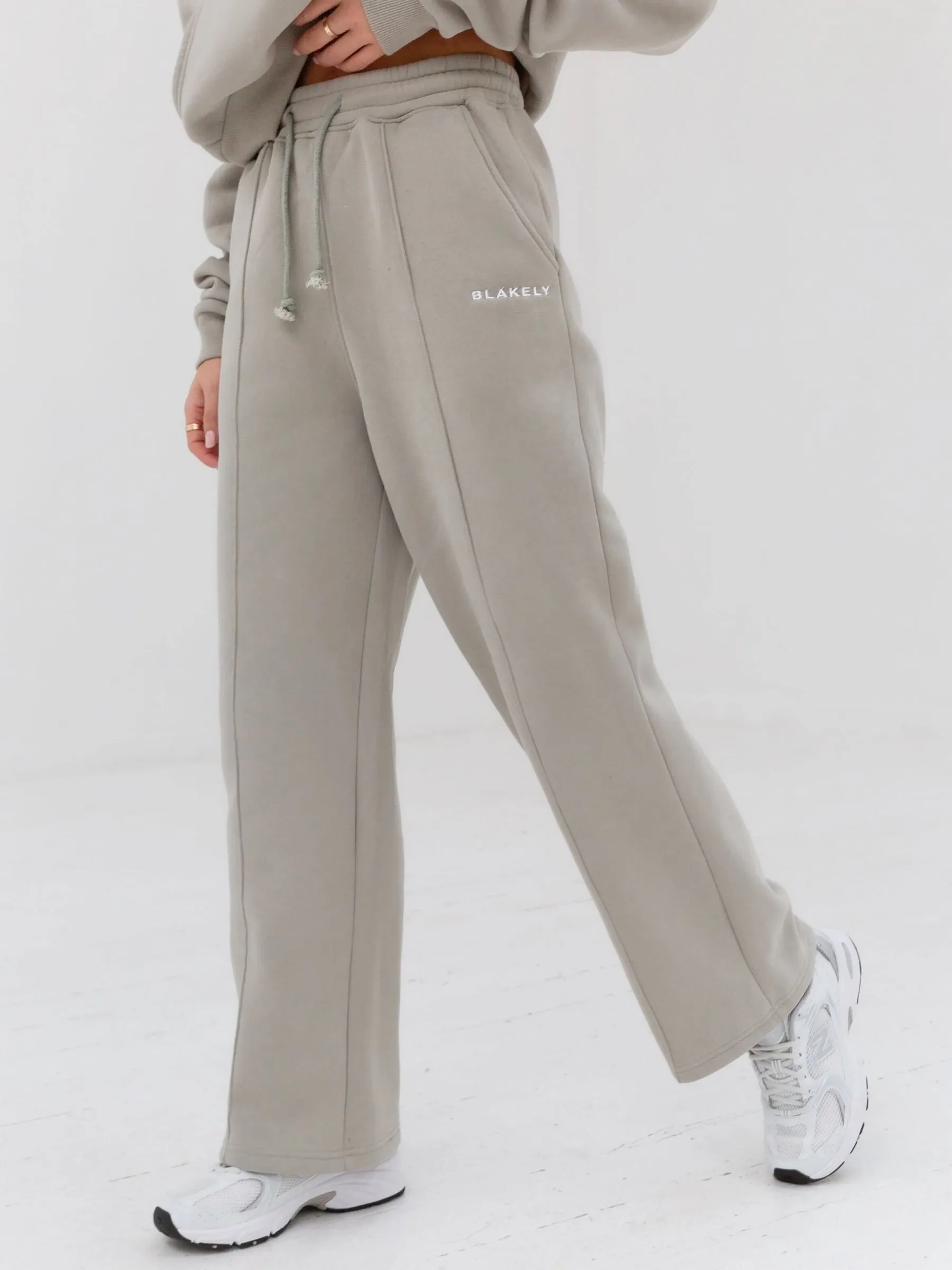 Everyday Wide Leg Sweatpants - Grey