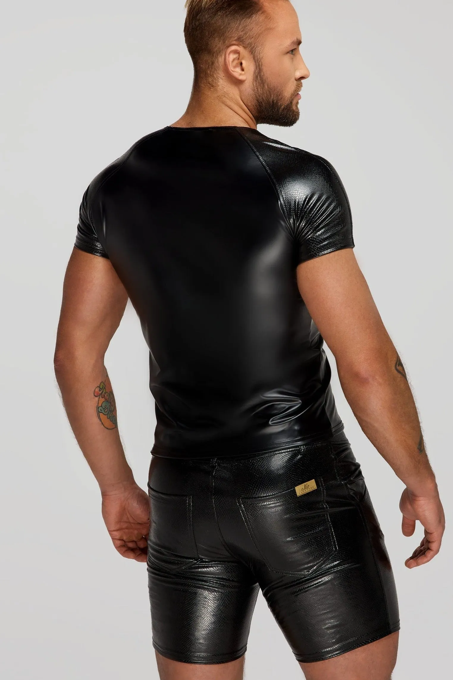 Men's Wetlook T-Shirt With Snake Wetlook Sleeves