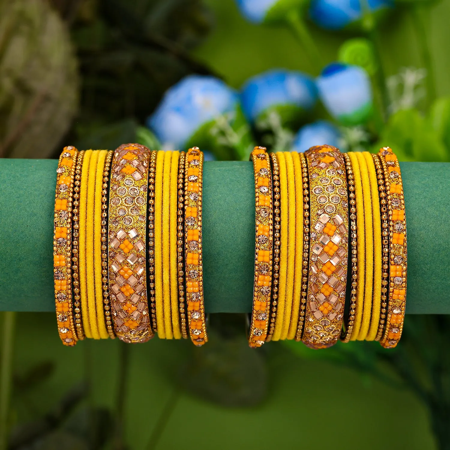 Sukkhi Attractive Yellow Gold Plated Bangle Set For Bride Women